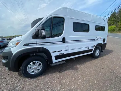 2027 Winnebago Solis Pocket photo 6