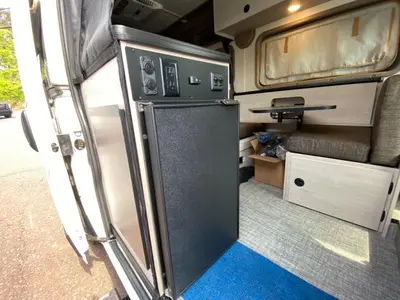 2027 Winnebago Solis Pocket photo 14