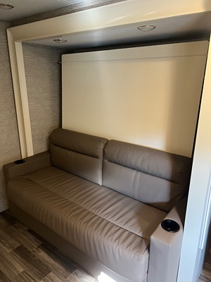 2020 TIFFIN MOTORHOMES WAYFARER photo 5