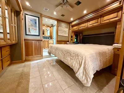 2019 TIFFIN MOTORHOMES PHAETON photo 8
