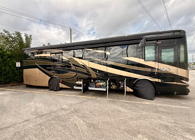 2019 TIFFIN MOTORHOMES PHAETON photo 2