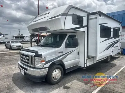 2023 Forest River RV Sunseeker LE photo 2