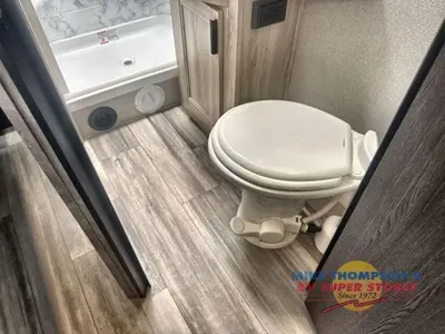 2023 Forest River RV Sunseeker LE photo 37