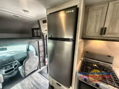 2023 Forest River RV Sunseeker LE photo 32