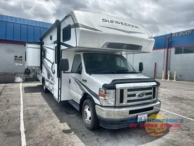 2023 Forest River RV Sunseeker LE photo 4