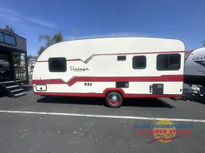 2021 Gulf Stream RV Vintage Cruiser photo 2