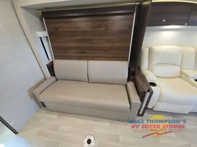 2021 Winnebago Navion photo 23