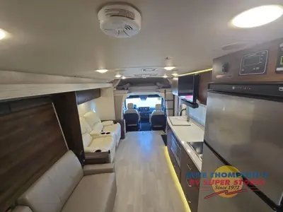 2021 Winnebago Navion photo 39