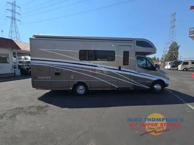 2021 Winnebago Navion photo 16