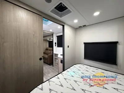 2026 Grand Design Imagine XLS photo 28