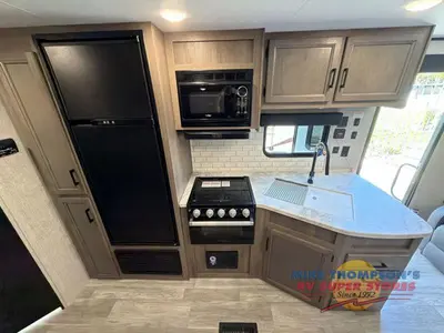 2023 Jayco Jay Flight SLX 8 photo 28