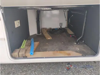 2012 Keystone RV Montana photo 11