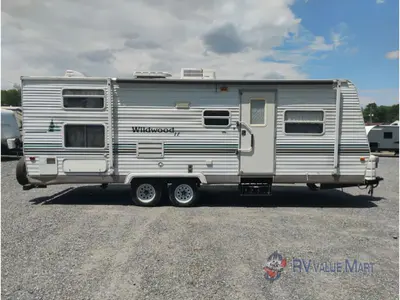 2002 Forest River RV Wildwood photo 9