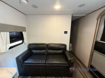 2022 Prime Time RV Avenger photo 11