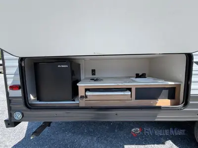 2022 Prime Time RV Avenger photo 8