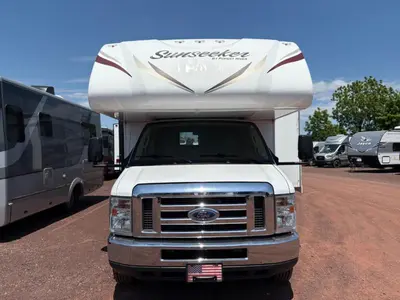2017 Forest River RV Sunseeker photo 3