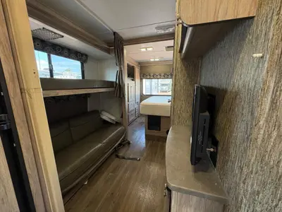 2017 Forest River RV Sunseeker photo 33