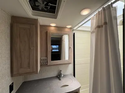 2017 Forest River RV Sunseeker photo 38