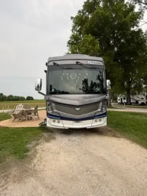 2021 FLEETWOOD DISCOVERY photo 4