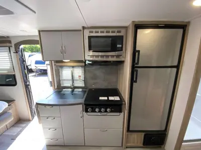 2022 Winnebago Industries Towables Micro Minnie photo 16