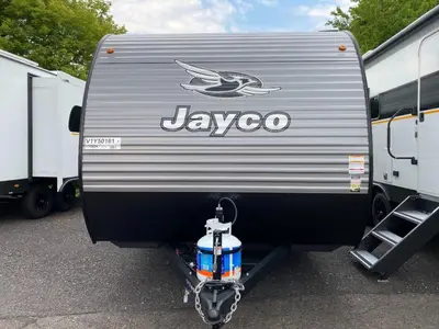 2027 Jayco Jay Flight photo 2