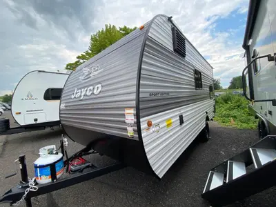 2027 Jayco Jay Flight photo 4