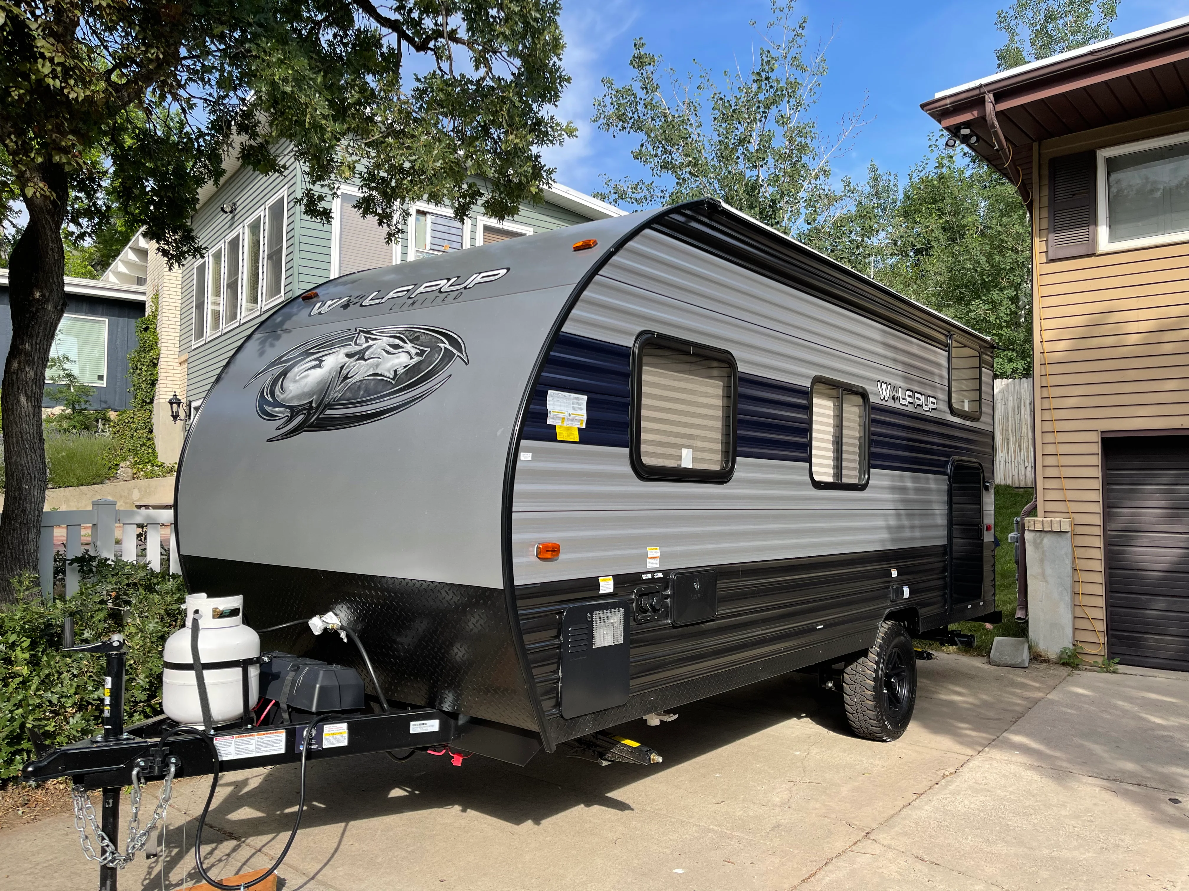 2021 FOREST RIVER CHEROKEE WOLF PUP exterior