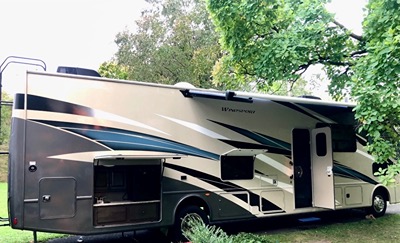 2020 THOR MOTOR COACH WINDSPORT photo 2