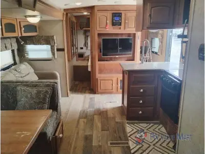 2016 Forest River RV Rockwood Signature Ultra Lite photo 19