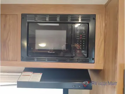 2016 Forest River RV Rockwood Signature Ultra Lite photo 28