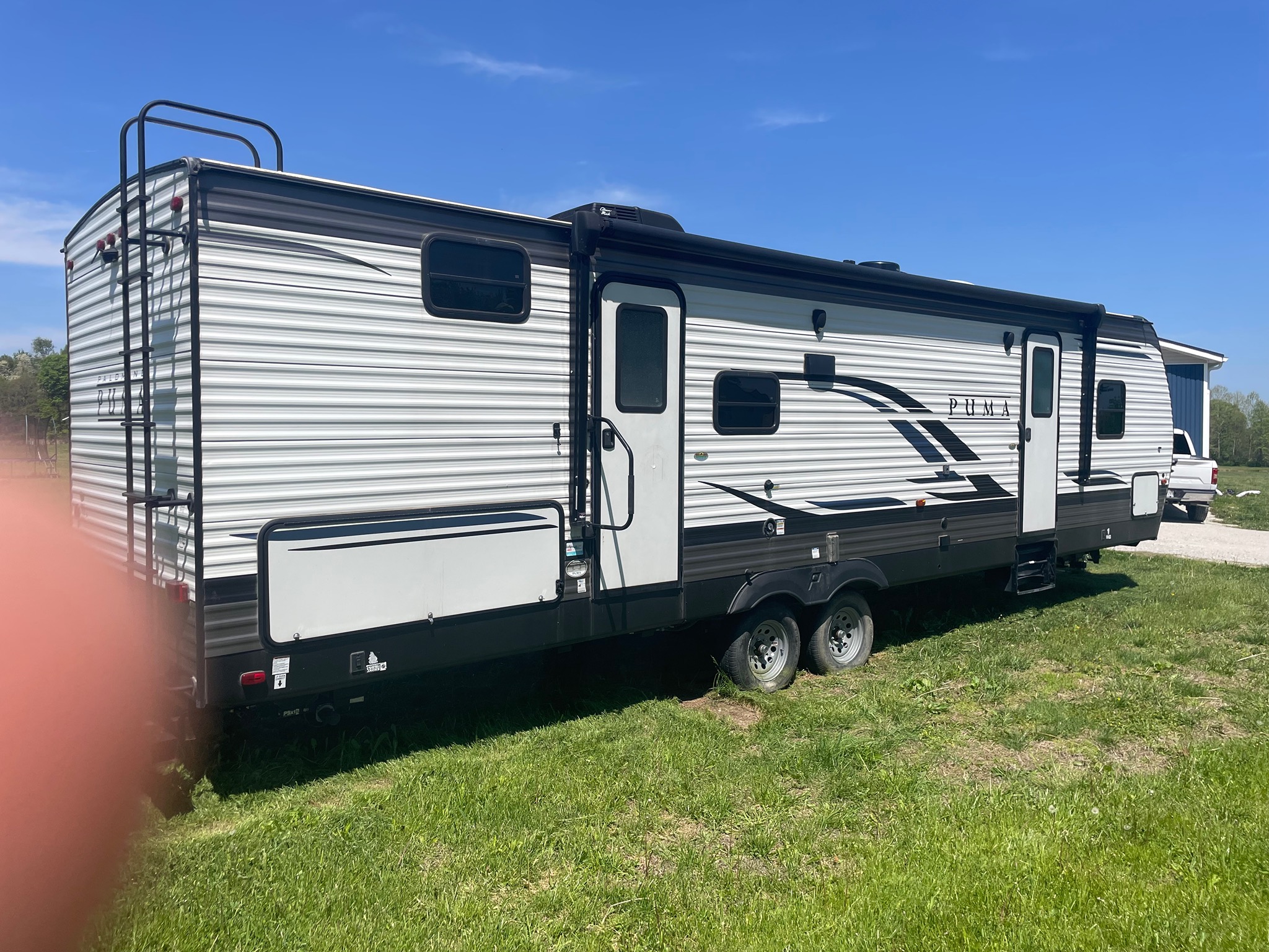 2021 PALOMINO PUMA exterior
