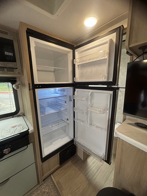 2024 WINNEBAGO MICRO MINNIE photo 4