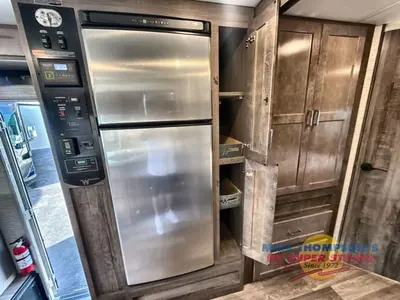 2022 Winnebago Sunstar photo 37