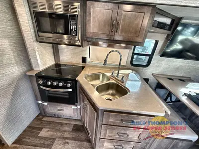 2022 Winnebago Sunstar photo 30