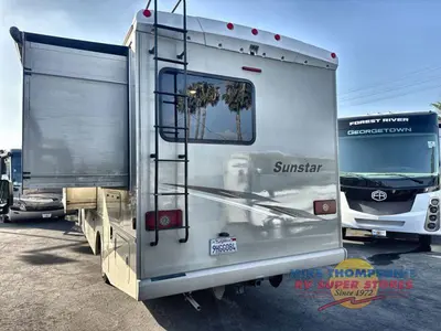 2022 Winnebago Sunstar photo 13