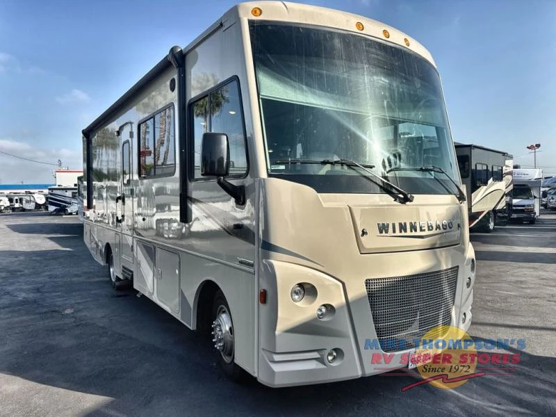 2022 Winnebago Sunstar exterior