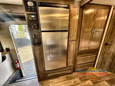 2022 Winnebago Sunstar photo 36