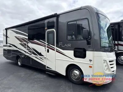 2020 Fleetwood RV Flair photo 5