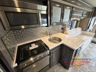 2020 Fleetwood RV Flair photo 21