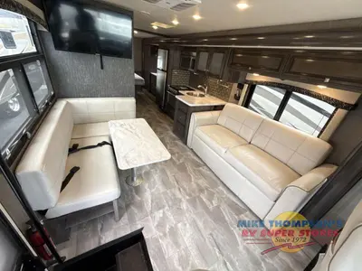 2020 Fleetwood RV Flair photo 15