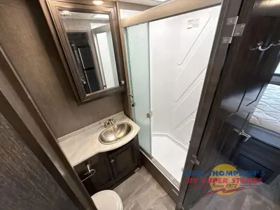 2020 Fleetwood RV Flair photo 25