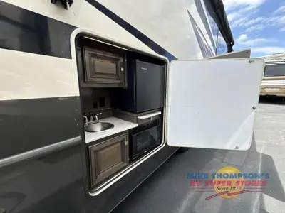 2020 Fleetwood RV Flair photo 13