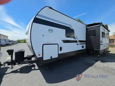 2025 Palomino SolAire photo 2