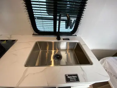 2027 Winnebago Access photo 19