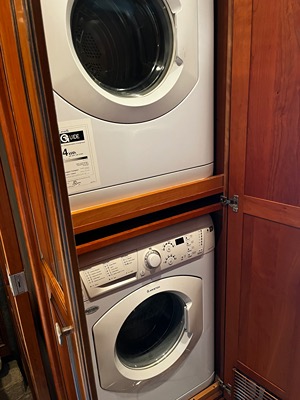 2011 TIFFIN MOTORHOMES ALLEGRO BUS photo 4