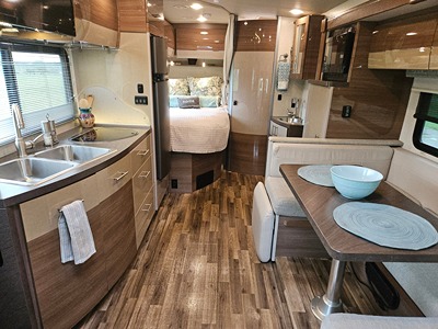 2017 WINNEBAGO VIEW photo 4