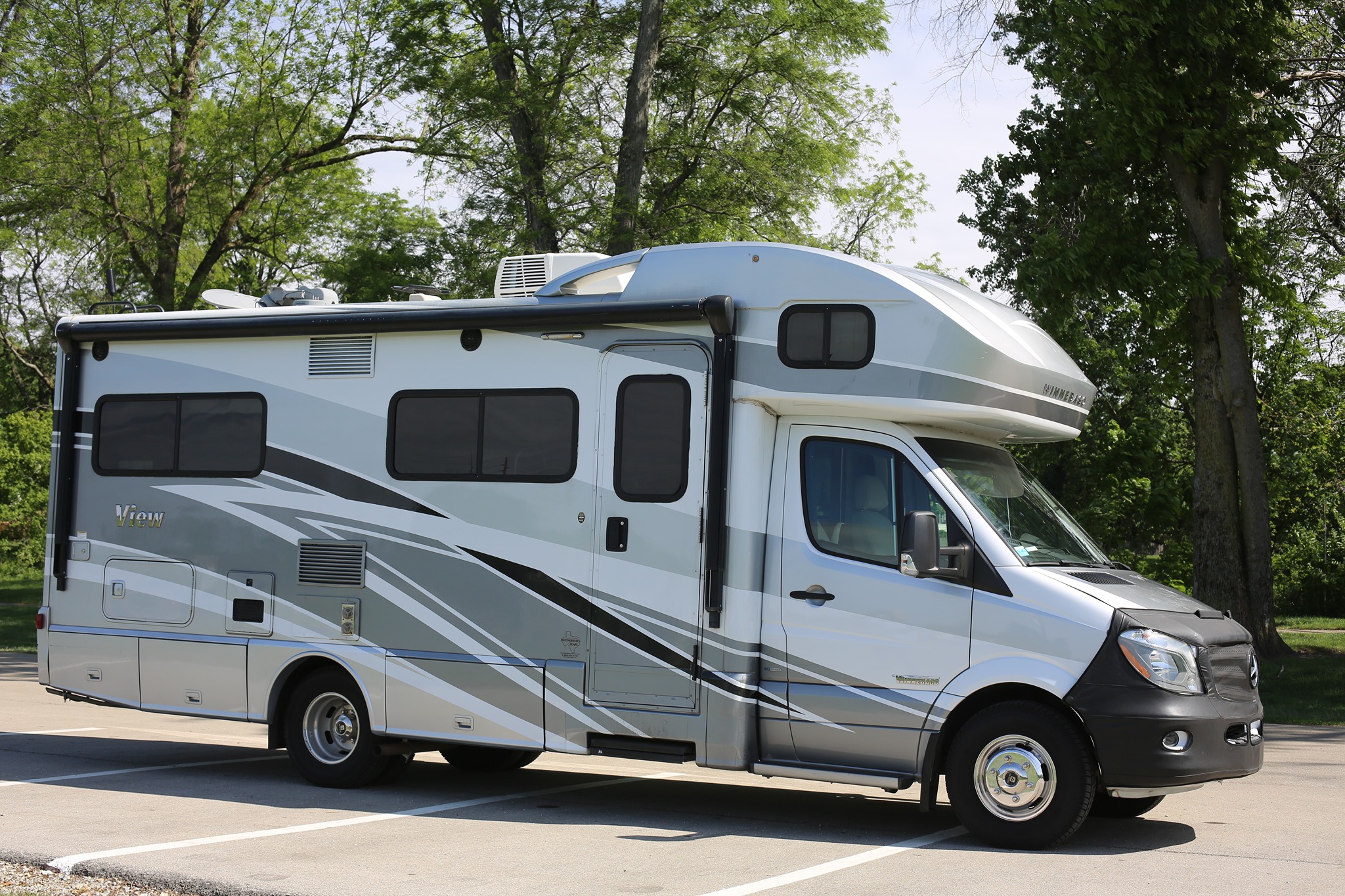 2017 WINNEBAGO VIEW exterior