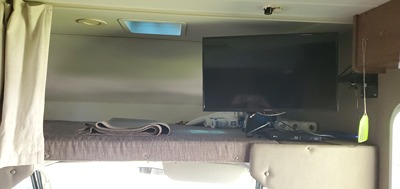 2019 WINNEBAGO OUTLOOK photo 3