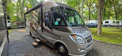 2013 WINNEBAGO VIA photo 2