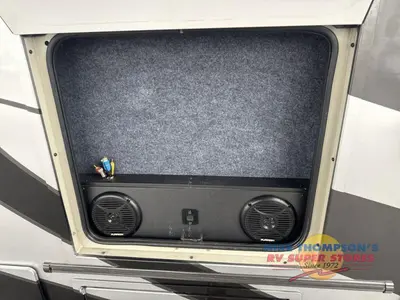 2017 Coachmen RV Prism Elite photo 17